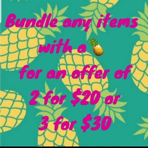 2 for $20 🍍 Floral Hoop Earrings - Picture 4 of 4